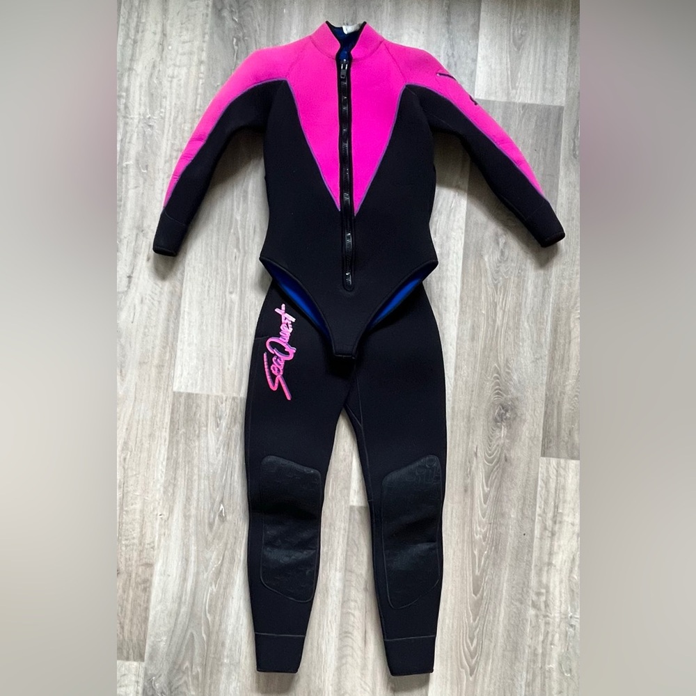 Vintage Sea Quest Women’s Wetsuit 2pc Full Length
